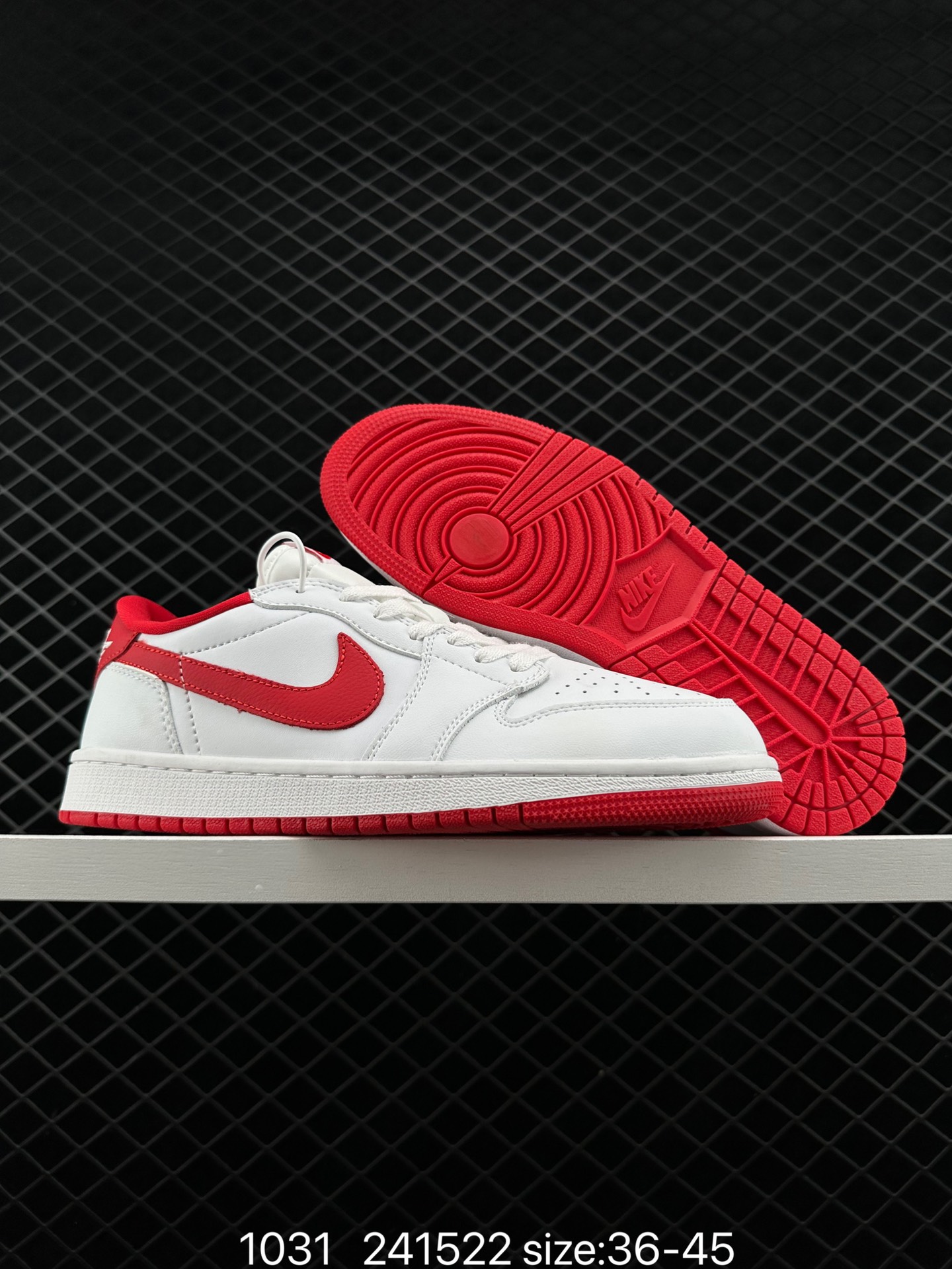 NK Air Jordan 1 Retro High OG ”Hyper Royal“